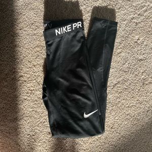 Nike Pro Leggings, Lightweight, Breathable, Never Worn Athletic wear.